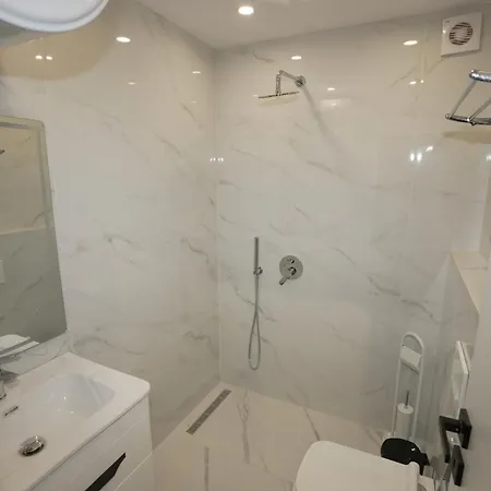 Gashi Apartmanhotel