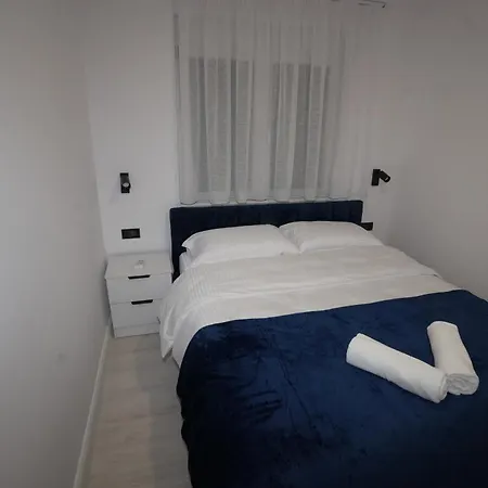 Gashi Apartmanhotel